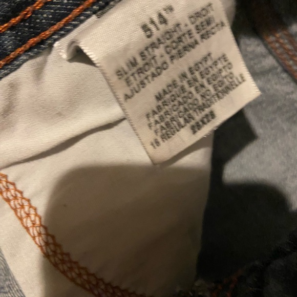 Levi 514 Slim Straight Shorts - Picture 3 of 4